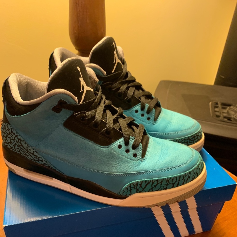 Air Jordan Powder Blue Retro 3s